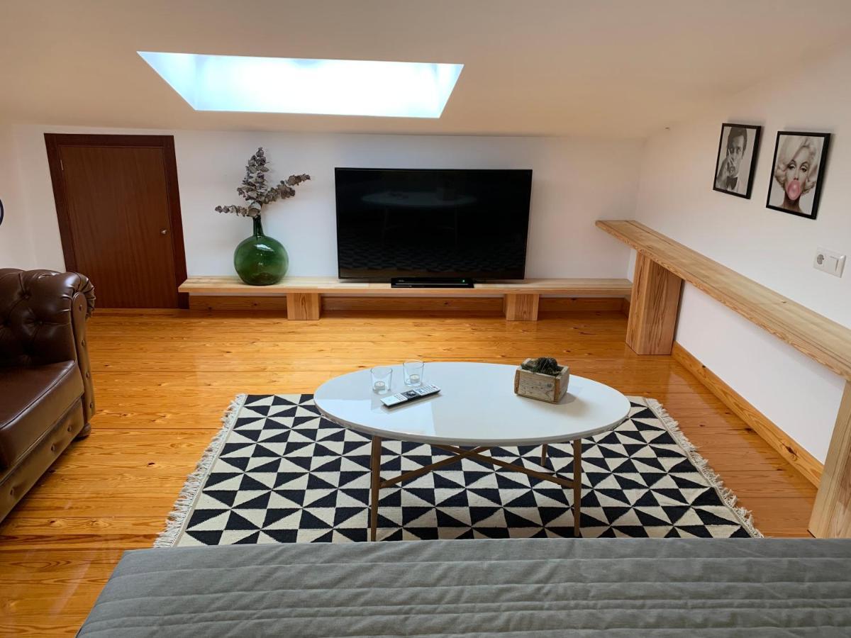 Oktheway Praza Do Conde Apartment Puentedeume Exterior photo